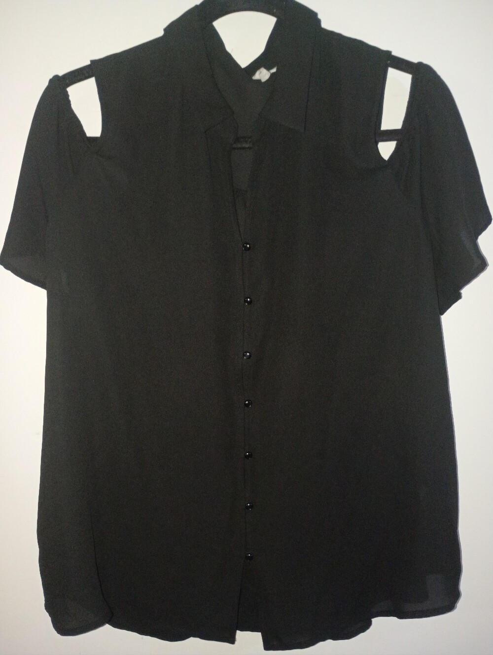 Cato Sheer Black Short Sleeve Cold Shoulder Top Button Up Size Extra Large ML